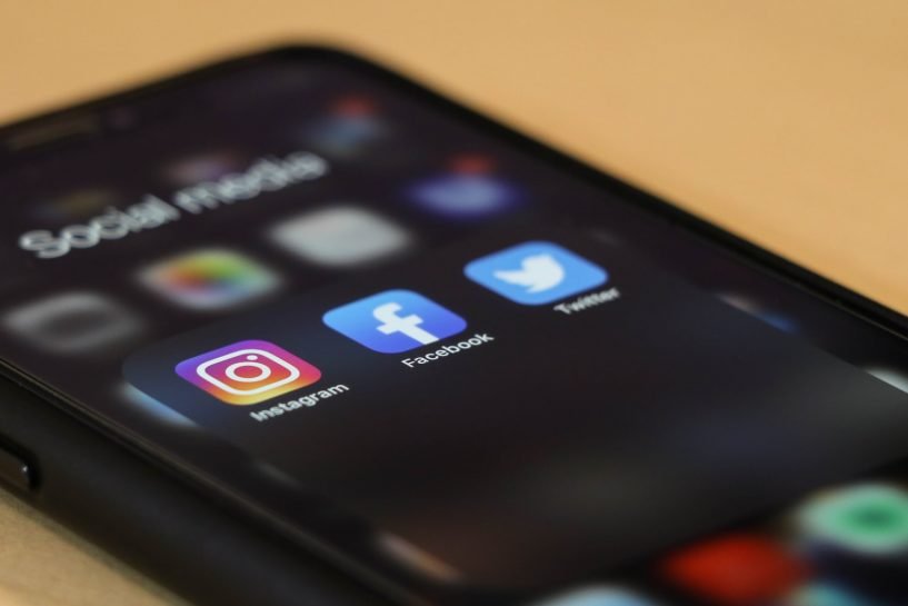 Your Guide to Getting Started With Social Commerce